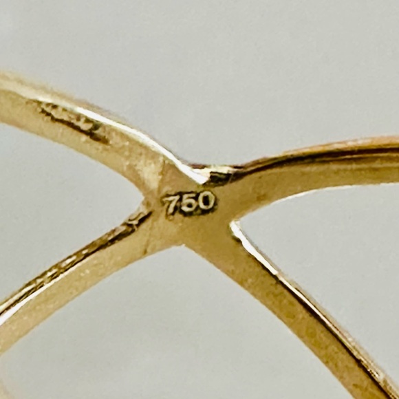 X Ring. 💛 Real 18(18k) Karat Solid Gold Jewelry - Picture 7 of 9